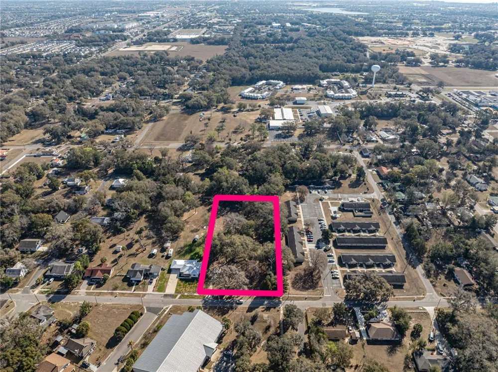 100 S OLD WIRE ROAD Wildwood, FL 34785