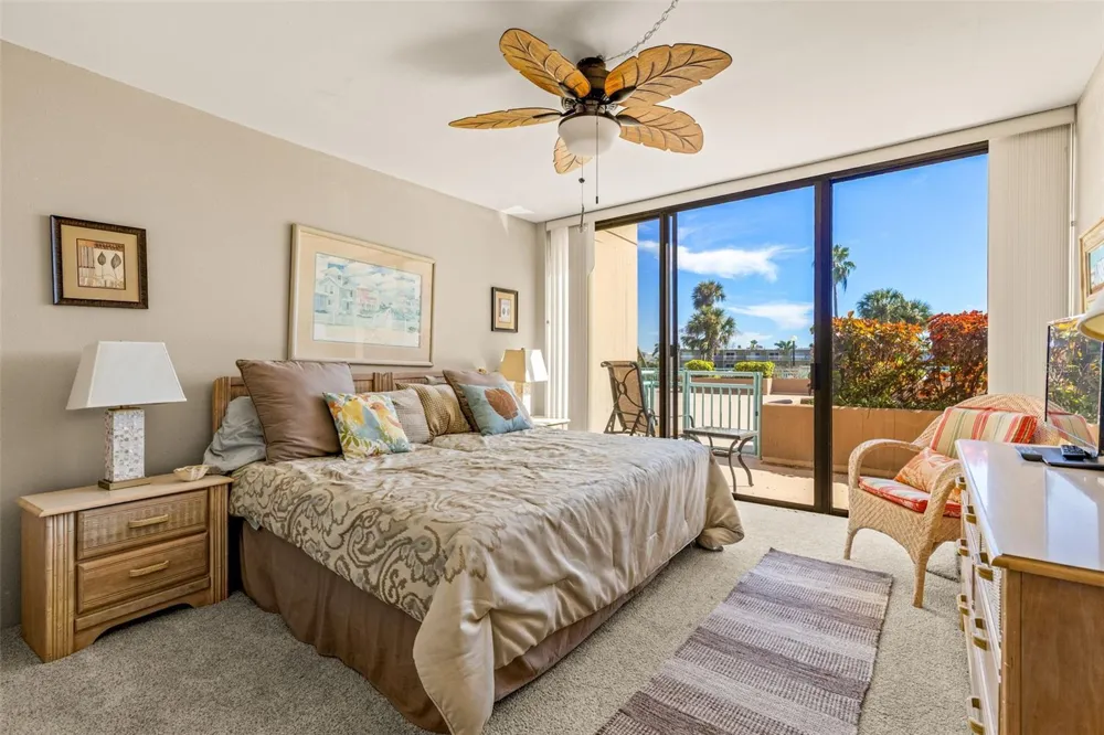 1 KEY CAPRI #102E Treasure Island, FL 33706