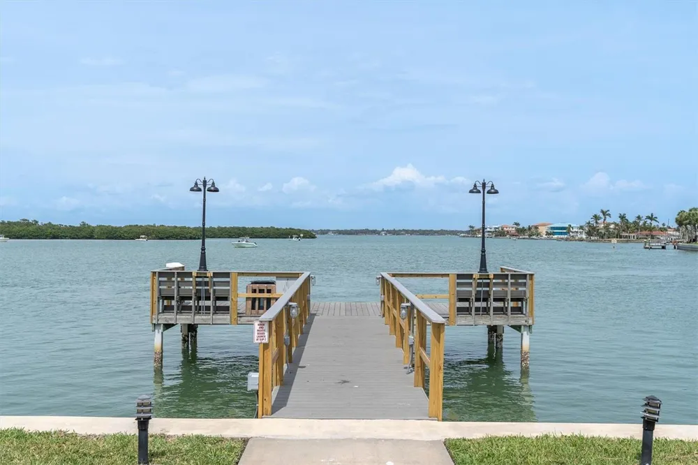 1 KEY CAPRI #102E Treasure Island, FL 33706