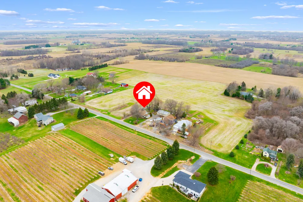 5844 S Scottdale Road Royalton Township, MI 49103