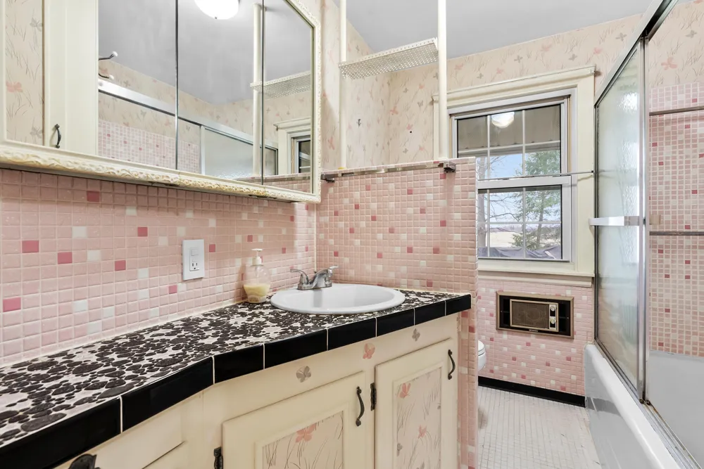 5844 S Scottdale Road Royalton Township, MI 49103