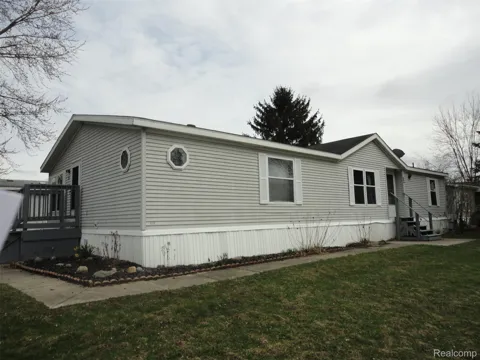 326 Holly Lane