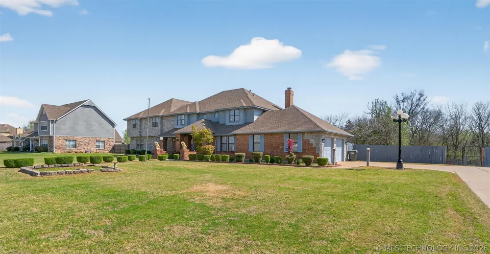1606 NE Oakridge Drive Claremore, OK 74017