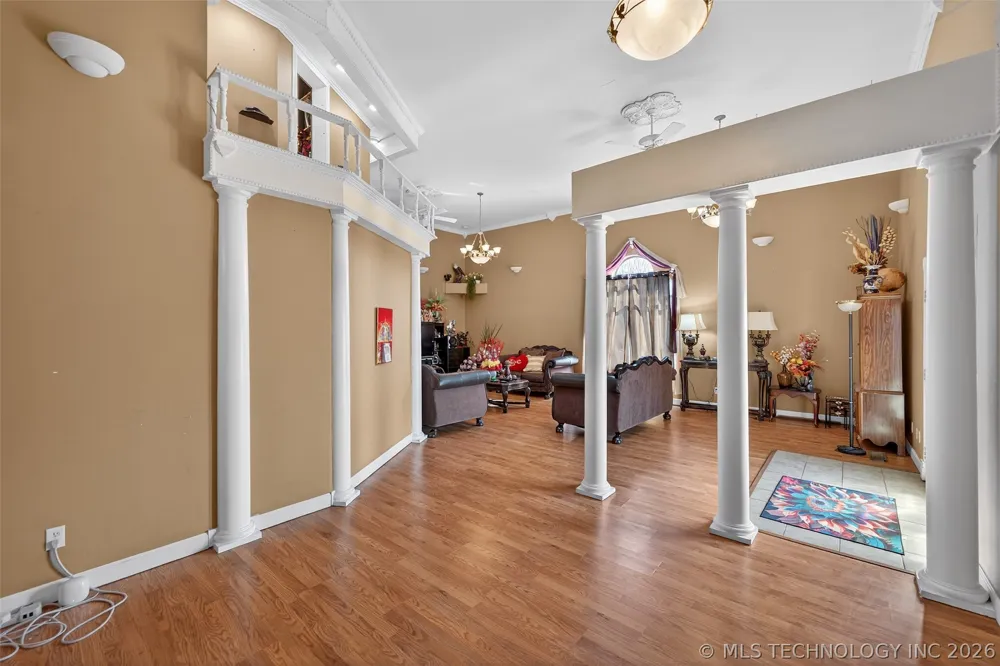 1606 NE Oakridge Drive Claremore, OK 74017