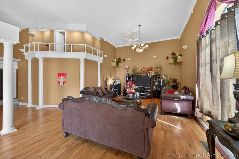 1606 NE Oakridge Drive Claremore, OK 74017