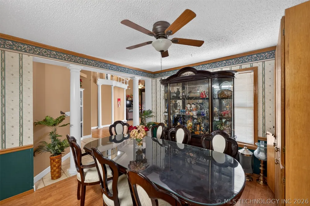 1606 NE Oakridge Drive Claremore, OK 74017