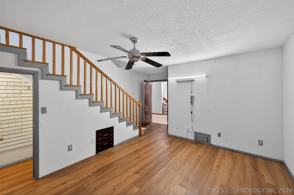 1606 NE Oakridge Drive Claremore, OK 74017