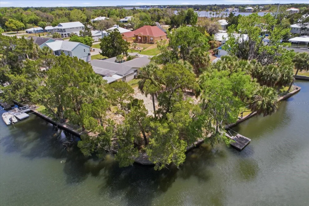 1941 NW 16TH STREET Crystal River, FL 34428