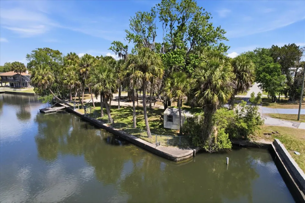 1941 NW 16TH STREET Crystal River, FL 34428