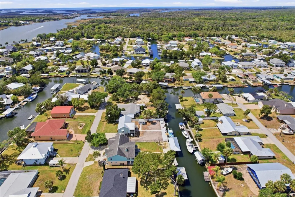 1941 NW 16TH STREET Crystal River, FL 34428
