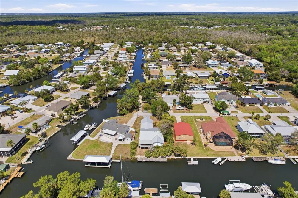 1941 NW 16TH STREET Crystal River, FL 34428
