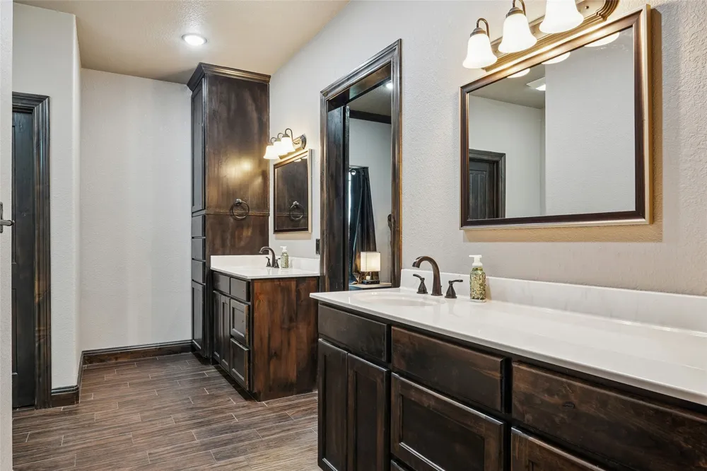 820 Fleitman Drive Muenster, TX 76252