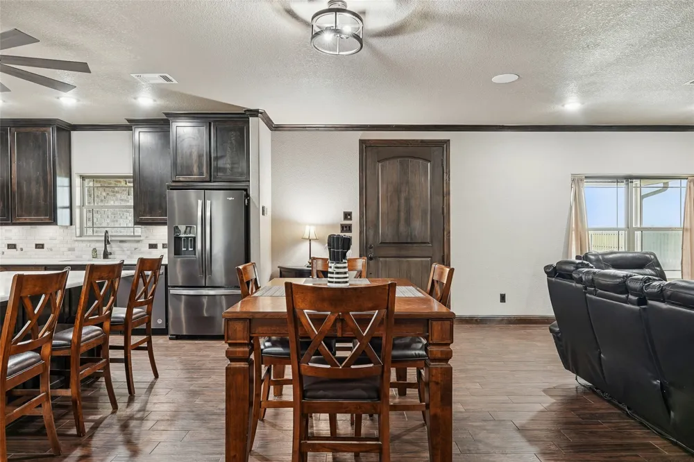 820 Fleitman Drive Muenster, TX 76252