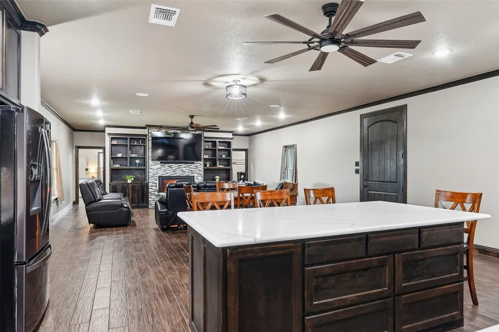 820 Fleitman Drive Muenster, TX 76252
