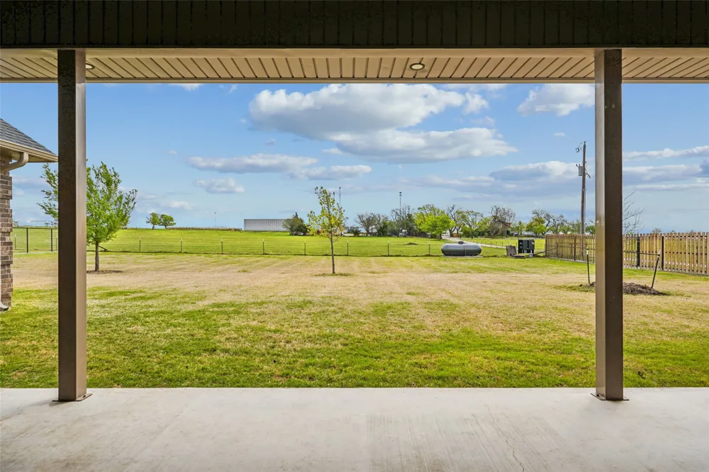 820 Fleitman Drive Muenster, TX 76252