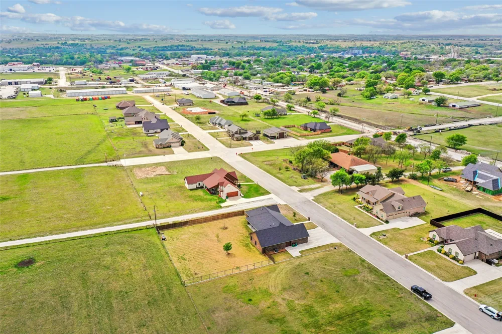 820 Fleitman Drive Muenster, TX 76252