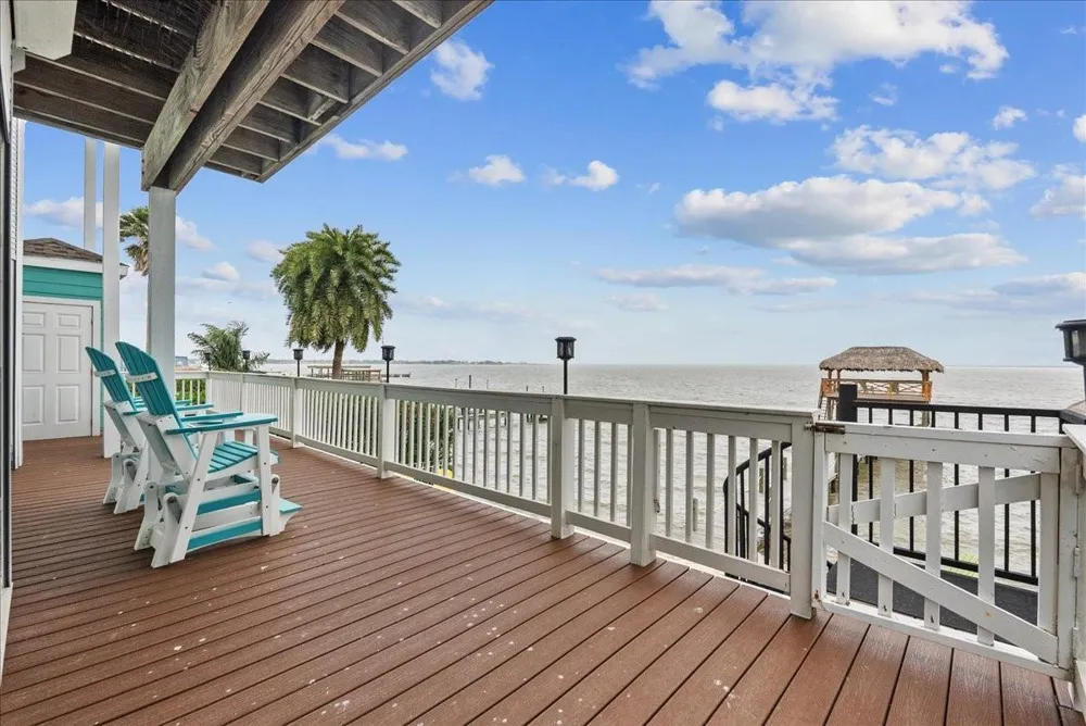 1331 Edwards Drive San Leon, TX 77539