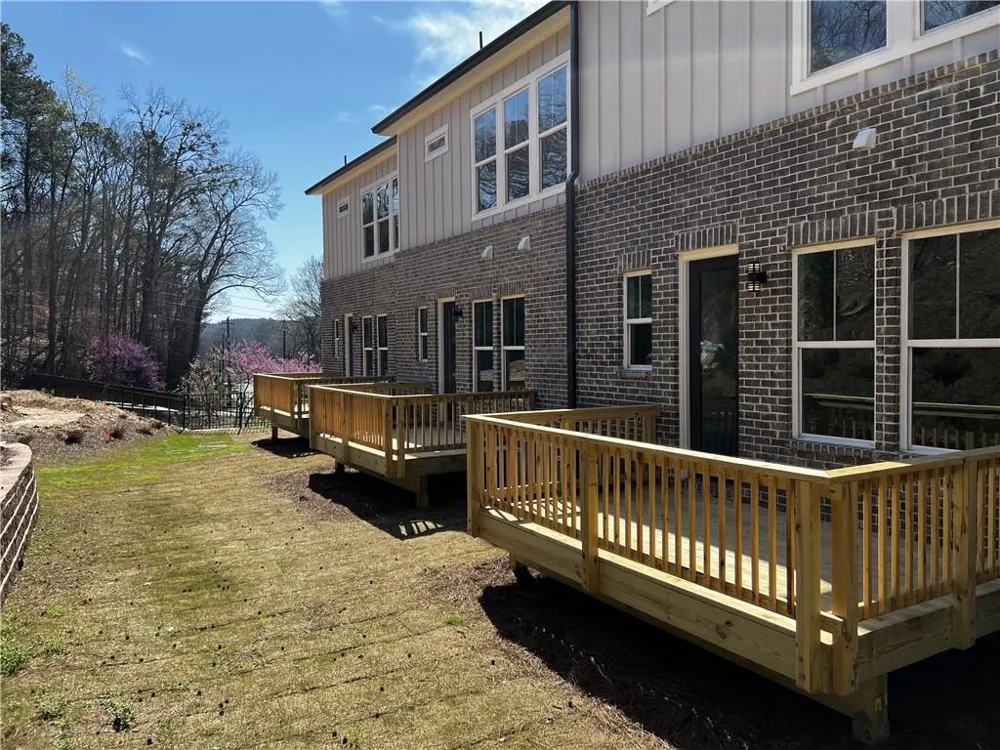237 West Marietta Street Canton, GA 30114
