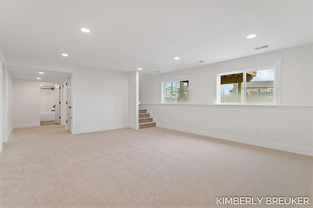 11782 Everett Avenue Allendale Charter Township, MI 49401