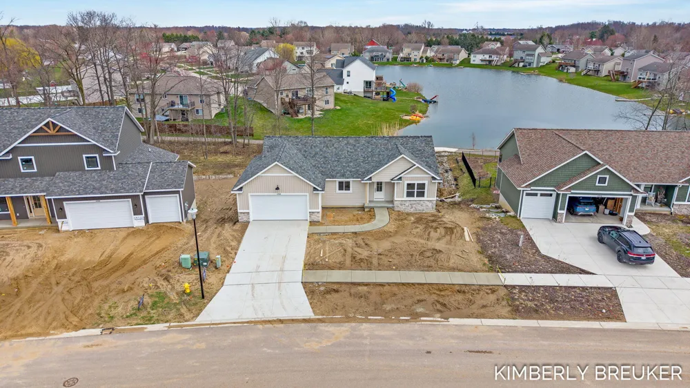 11782 Everett Avenue Allendale Charter Township, MI 49401