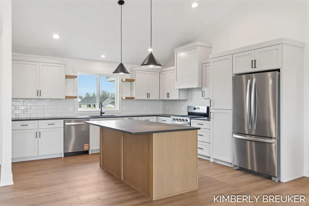 11782 Everett Avenue Allendale Charter Township, MI 49401