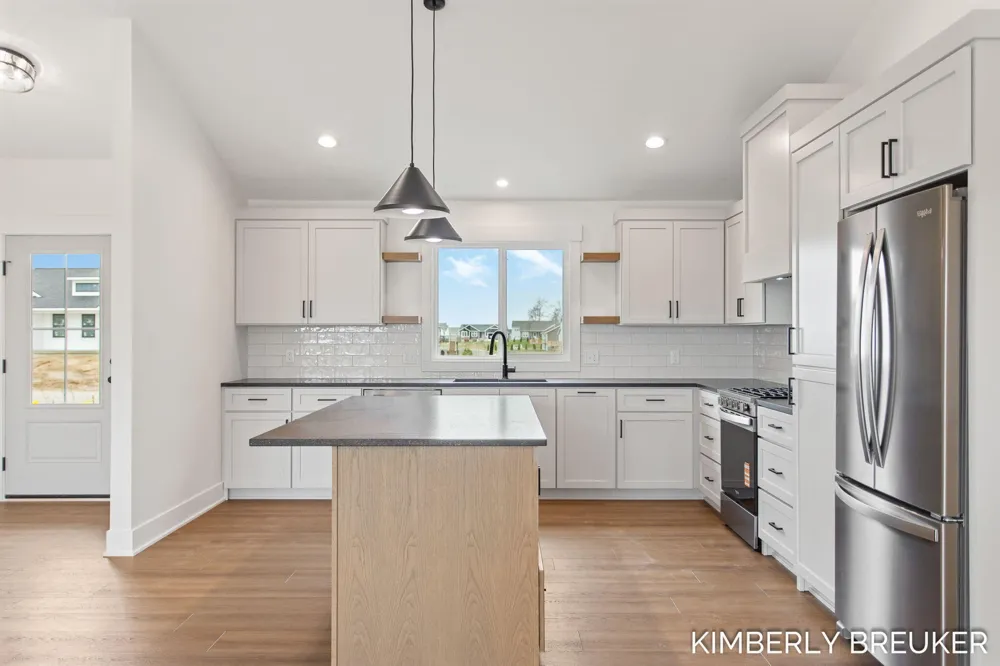 11782 Everett Avenue Allendale Charter Township, MI 49401
