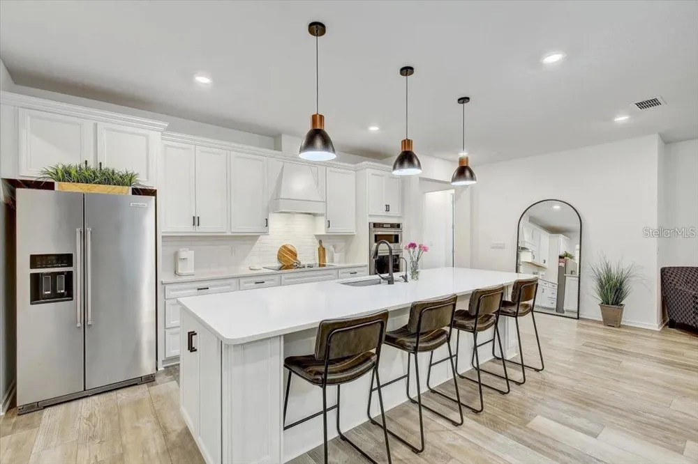 2824 QUAIL CREST COURT Valrico, FL 33594