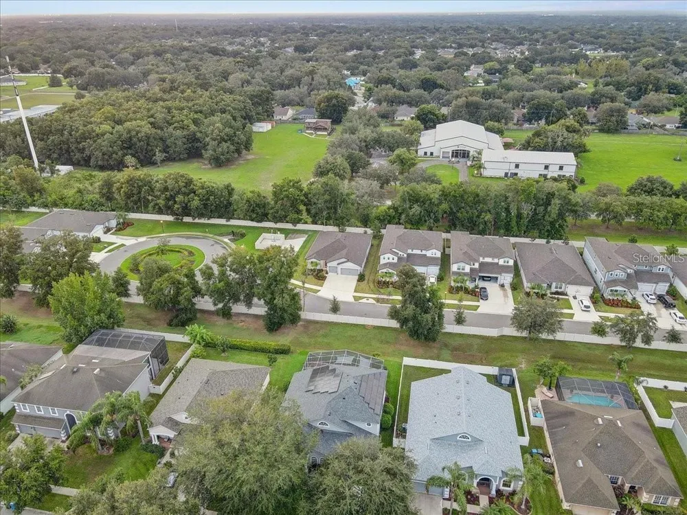 2824 QUAIL CREST COURT Valrico, FL 33594