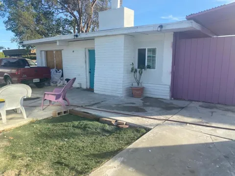 72865 La Canada Way