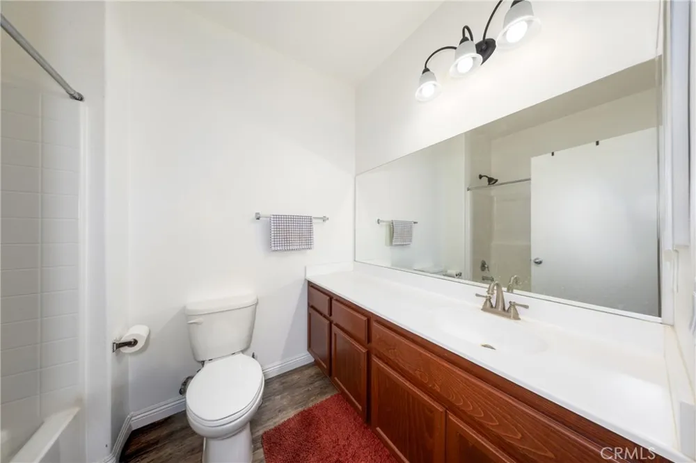 12068 Preston Grand Terrace, CA 92313