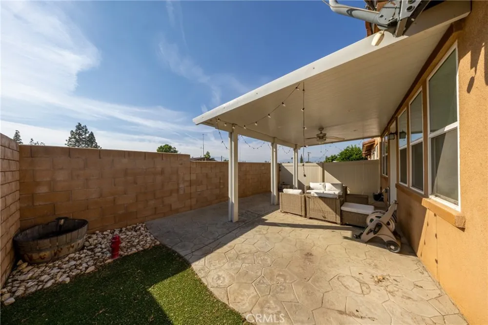 12068 Preston Grand Terrace, CA 92313