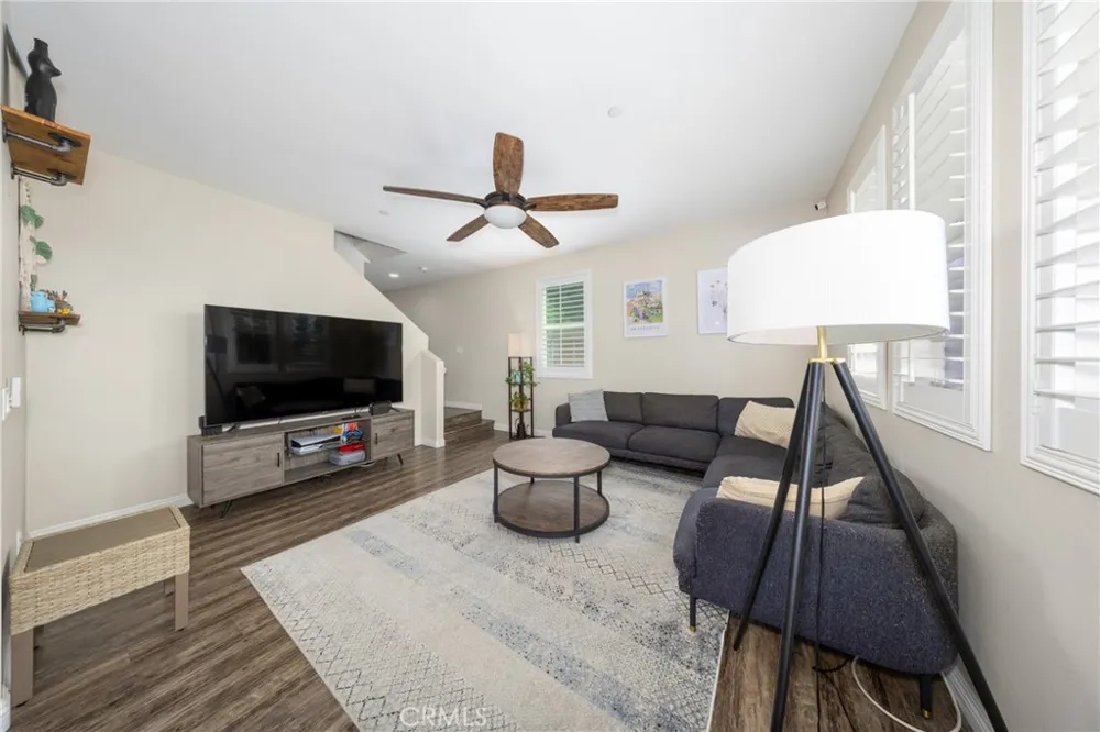 12068 Preston Grand Terrace, CA 92313