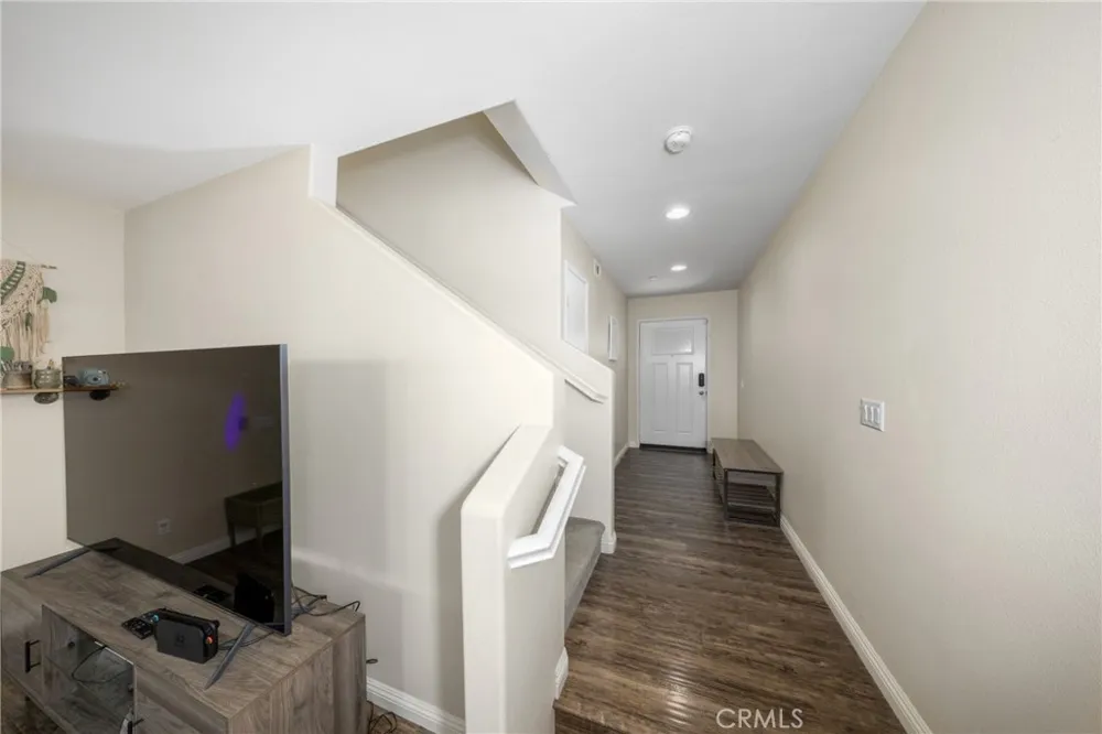 12068 Preston Grand Terrace, CA 92313