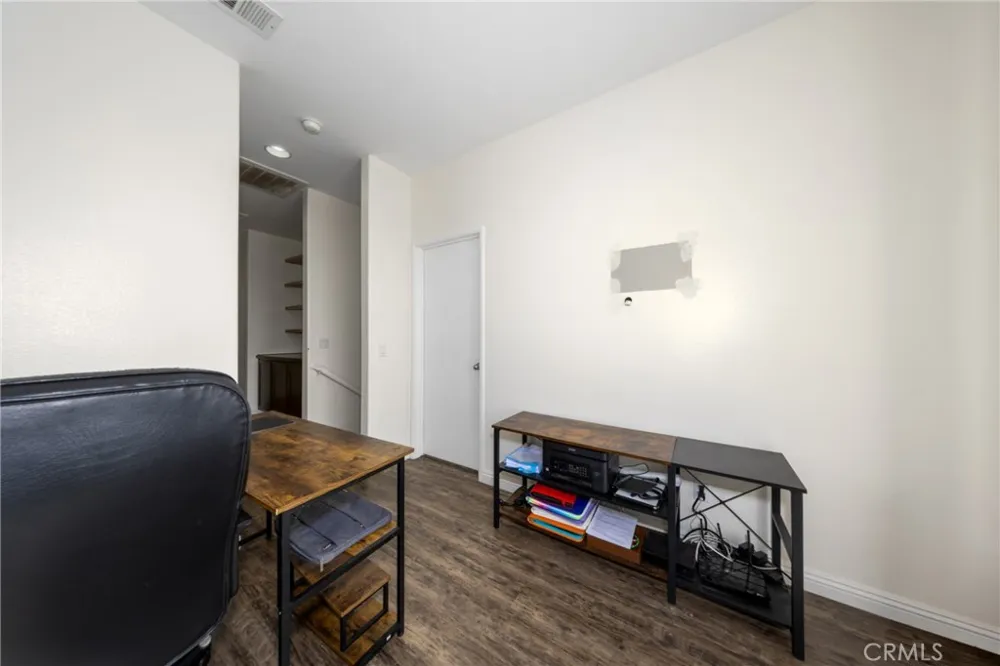 12068 Preston Grand Terrace, CA 92313