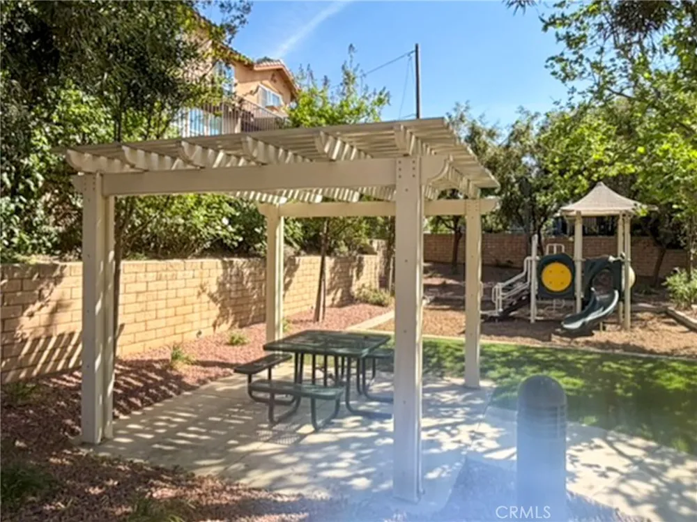 12068 Preston Grand Terrace, CA 92313