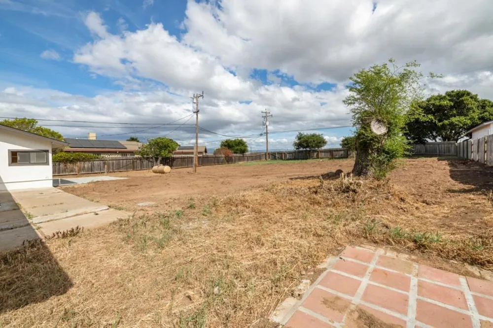 116 Enos Drive Salinas, CA 93908