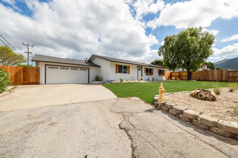 116 Enos Drive Salinas, CA 93908