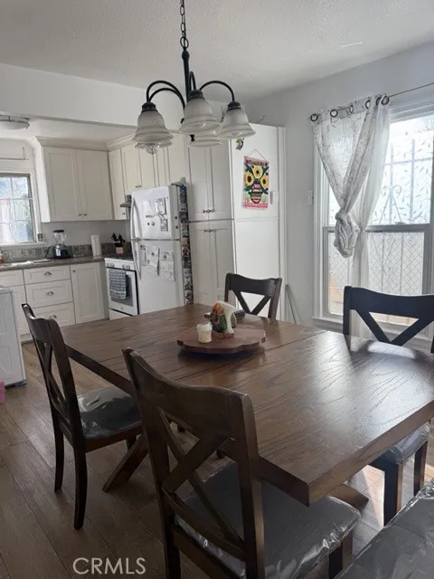 1115 E 105th Los Angeles, CA 90002