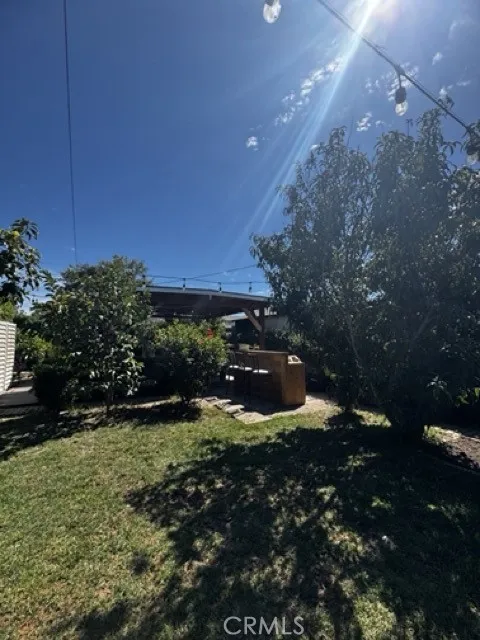 1115 E 105th Los Angeles, CA 90002