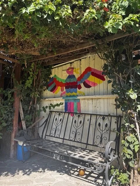1115 E 105th Los Angeles, CA 90002