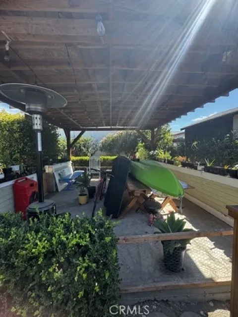 1115 E 105th Los Angeles, CA 90002