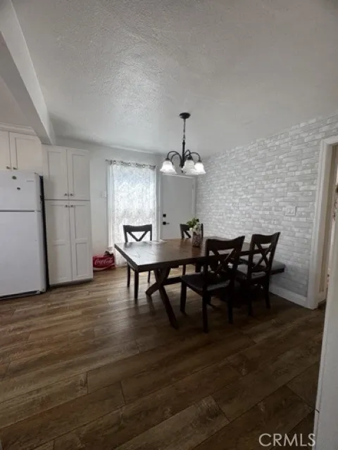 1115 E 105th Los Angeles, CA 90002