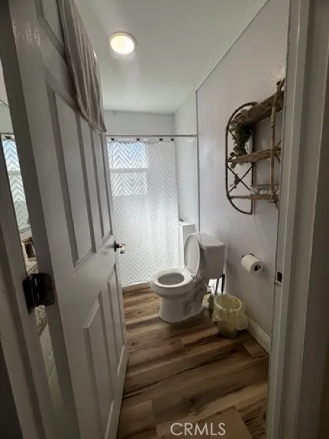 1115 E 105th Los Angeles, CA 90002