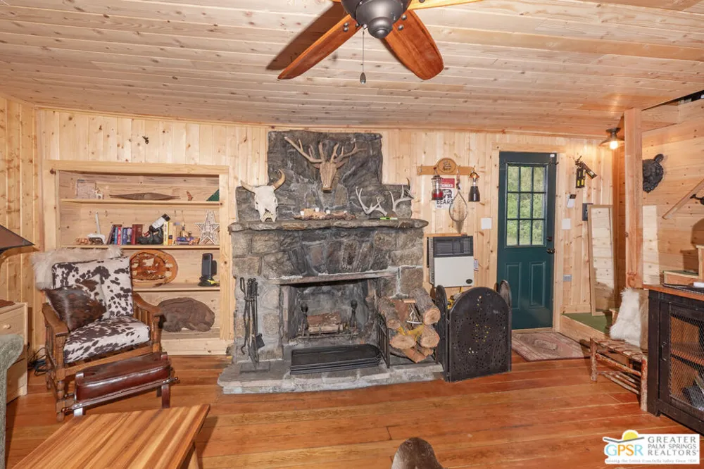 69 Seven Oaks Trail Angelus Oaks, CA 92305