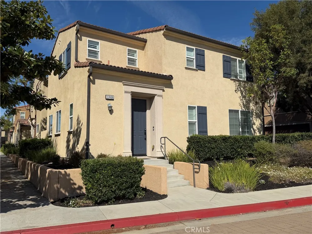 37406 Paseo Violeta Murrieta, CA 92563
