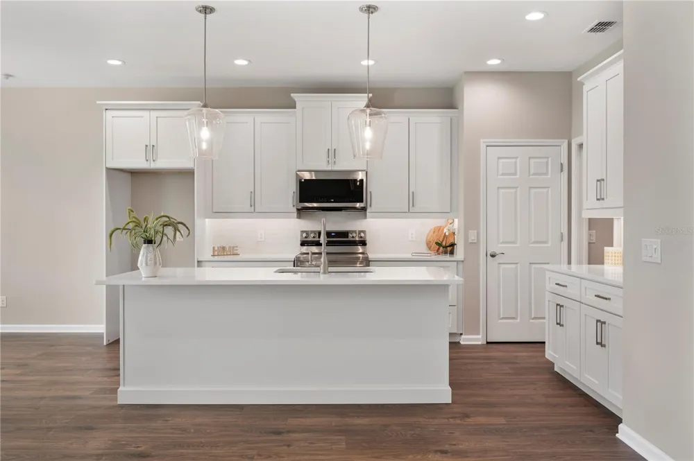 4550 FAIRWAY OAKS DRIVE Mulberry, FL 33860