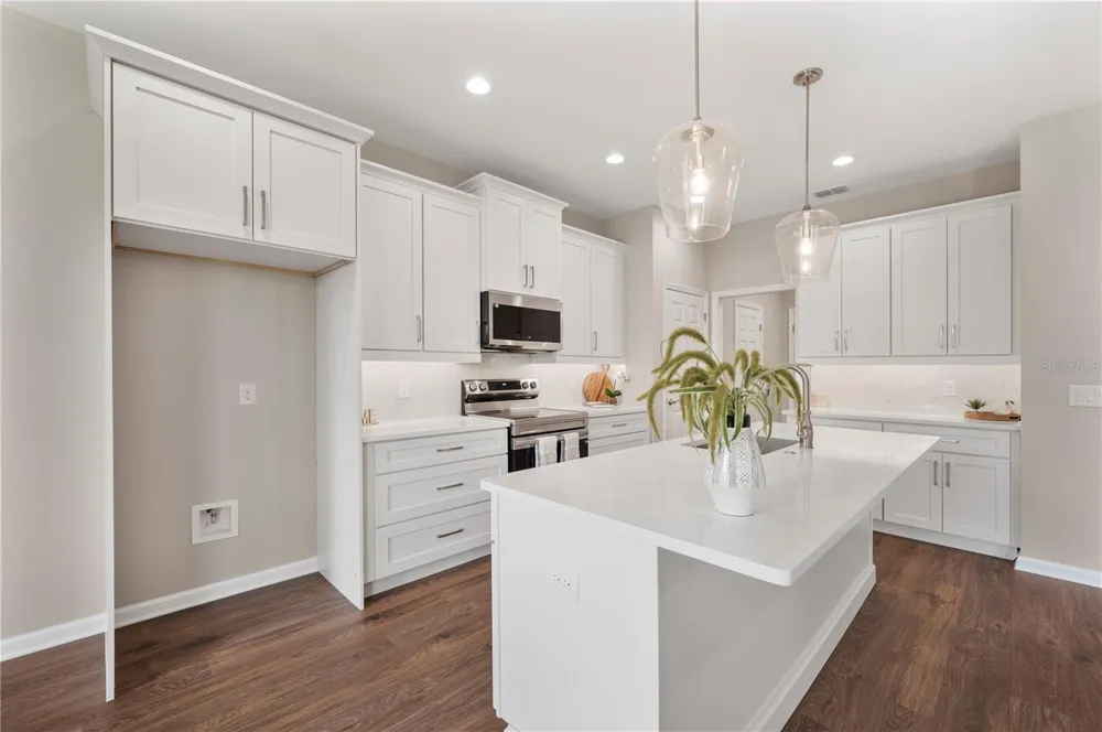 4550 FAIRWAY OAKS DRIVE Mulberry, FL 33860