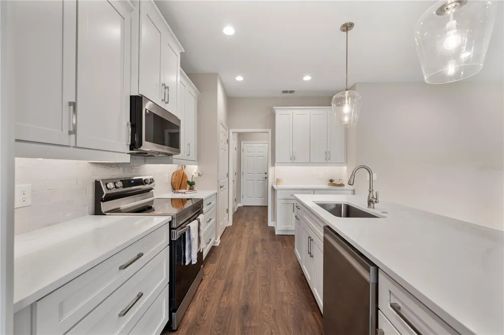 4550 FAIRWAY OAKS DRIVE Mulberry, FL 33860