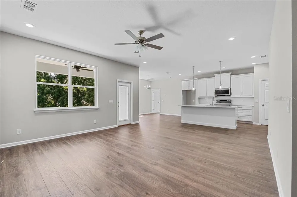 4502 FAIRWAY OAKS DRIVE Mulberry, FL 33860