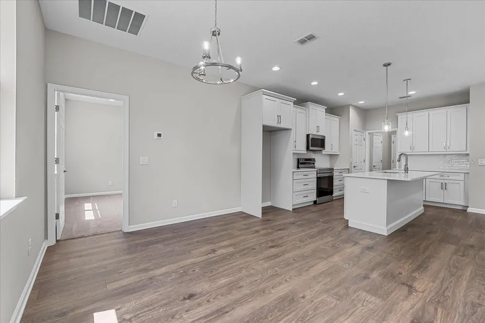 4502 FAIRWAY OAKS DRIVE Mulberry, FL 33860